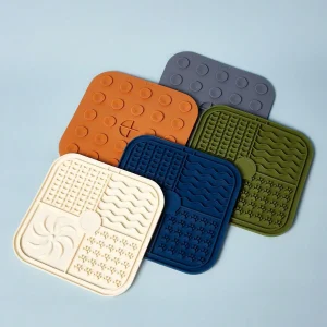 Square Silicone Dog Lick Mat with strong suction cups